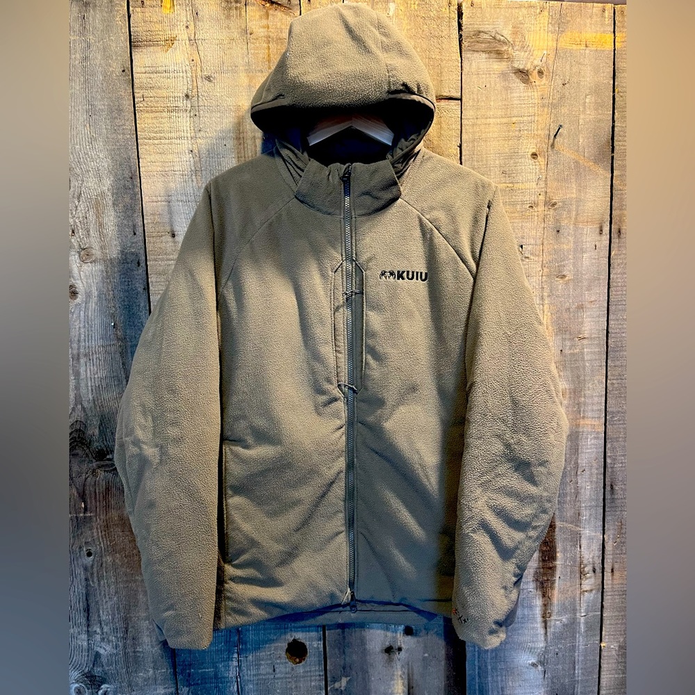 Kuiu Proximity Hooded Insulated Jacket. Large. Ash. Great condition.